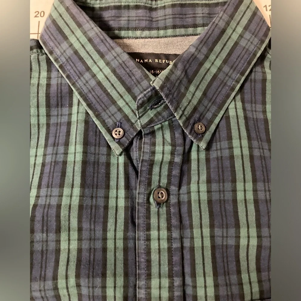 Banana Republic‎ Men’s Large Blue/Green Button Down Shirt